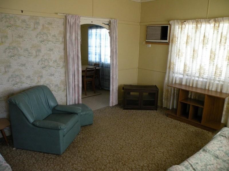 96 Tomkins Street, Berserker QLD 4701