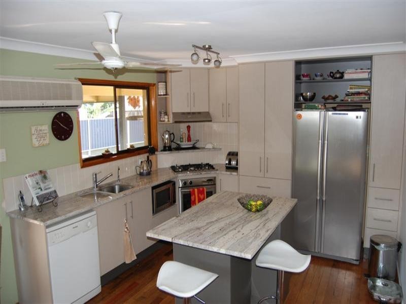 361 Lawrence Avenue, Frenchville QLD 4701