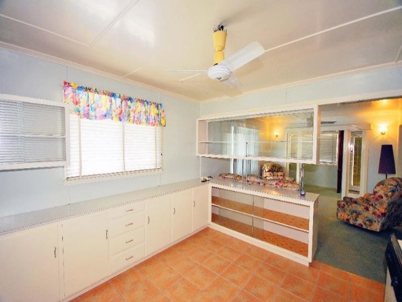 39 Beaney Street, Kawana QLD 4701