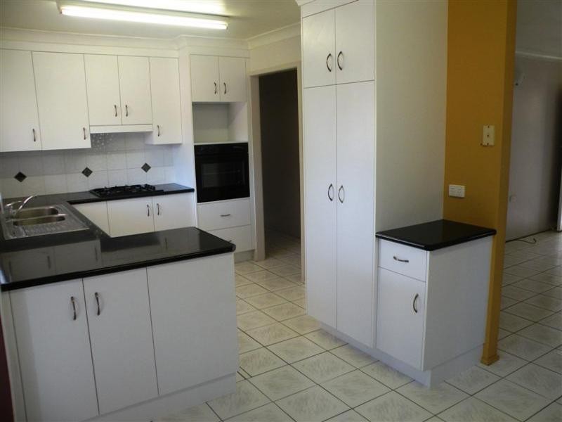 19 Normanby Terrace, The Range QLD 4700