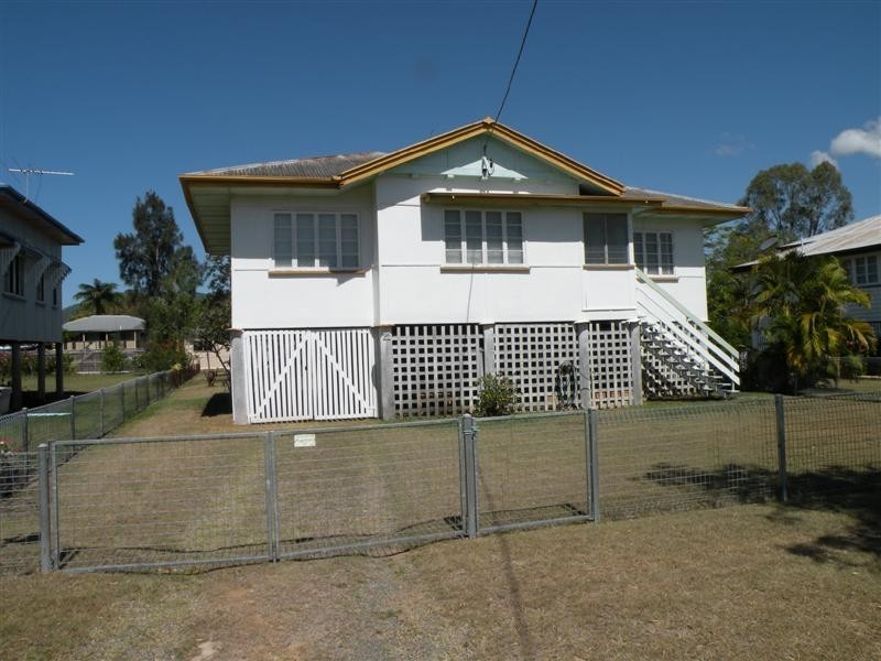 96 Tomkins Street, Berserker QLD 4701