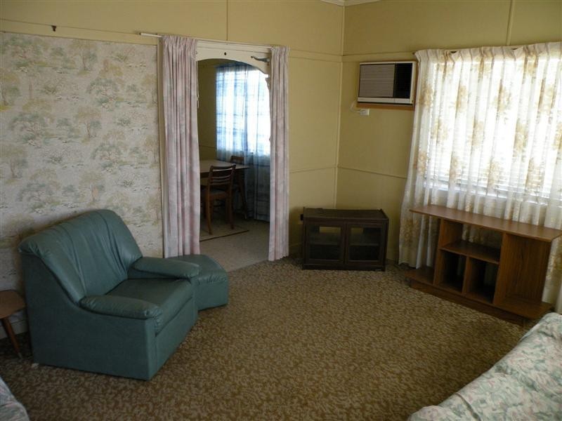 96 Tomkins Street, Berserker QLD 4701