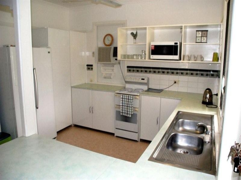 16 Cavell Street, Wandal QLD 4700