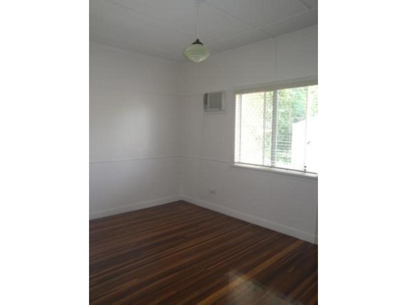 8 Charlotte Street, Rockhampton QLD 4700