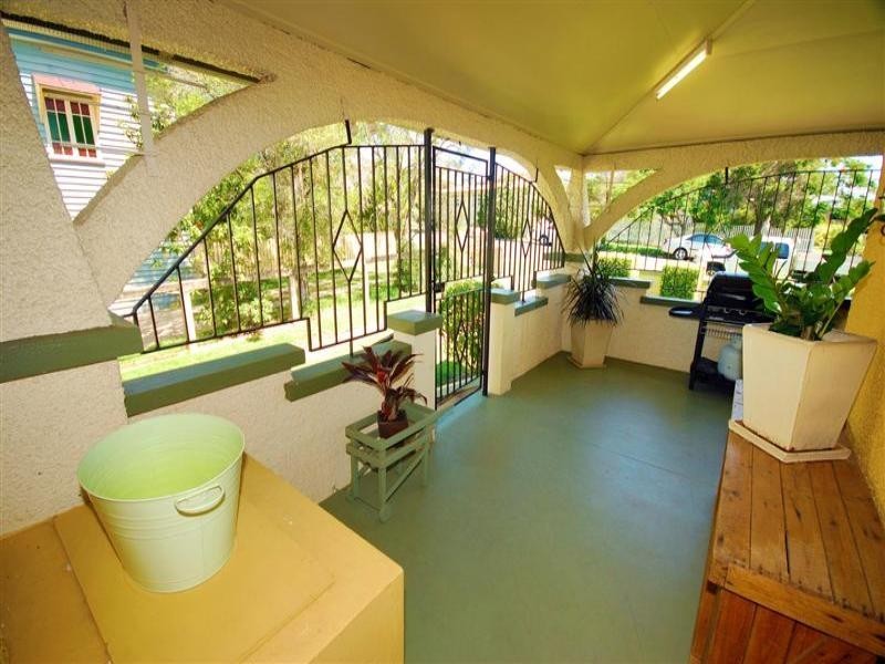 16 Flynn Street, Wandal QLD 4700