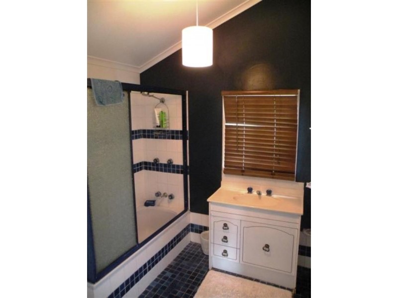 376 East Street, Rockhampton QLD 4700