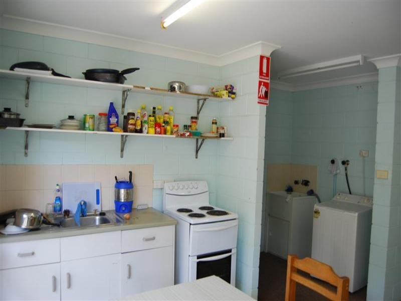18 Leeds Avenue, Kawana QLD 4701