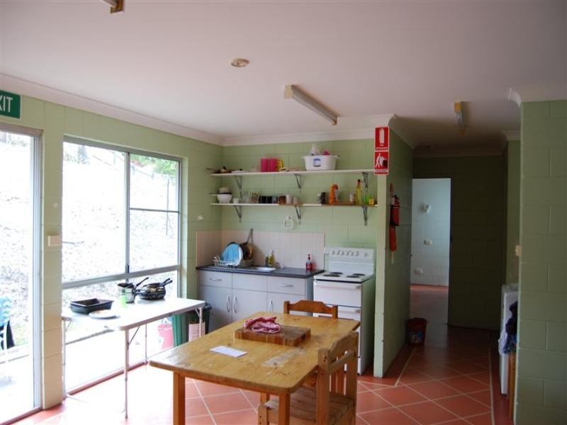 18 Leeds Avenue, Kawana QLD 4701