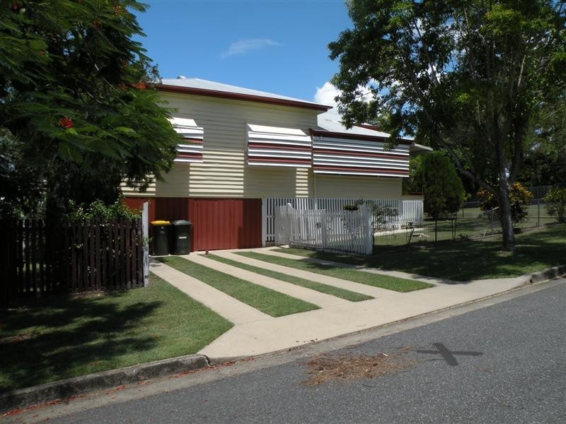 20 QUEEN Street, The Range QLD 4700