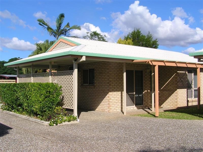 2/148 EDINGTON Street, Berserker QLD 4701