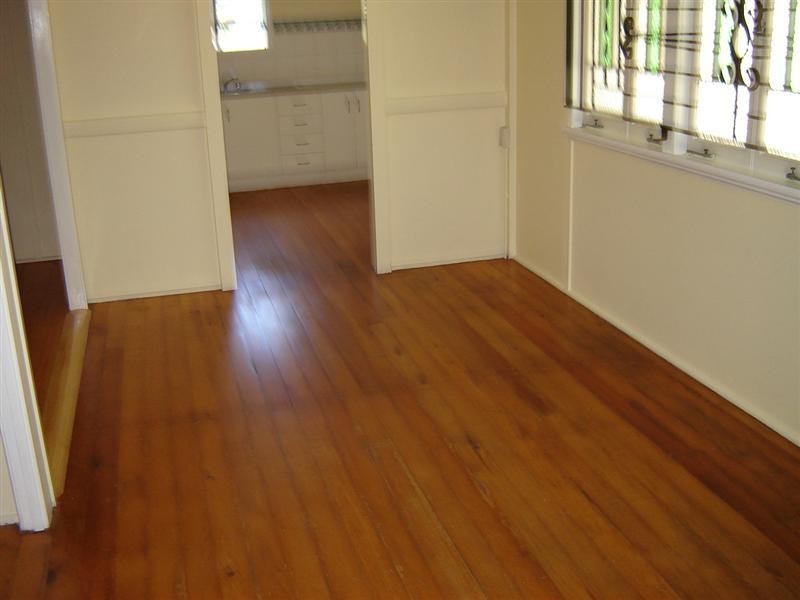 16 MEDCRAF Street, Park Avenue QLD 4701