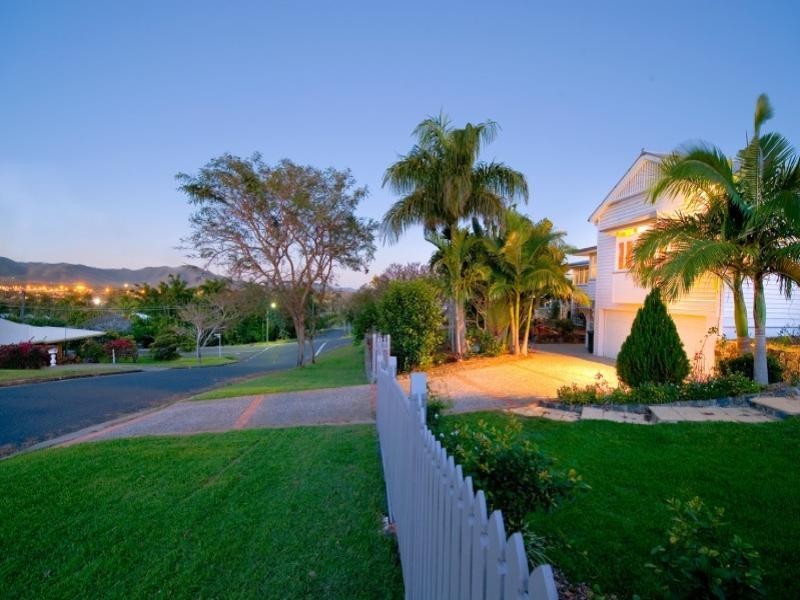 22 Kelly Street, The Range QLD 4700