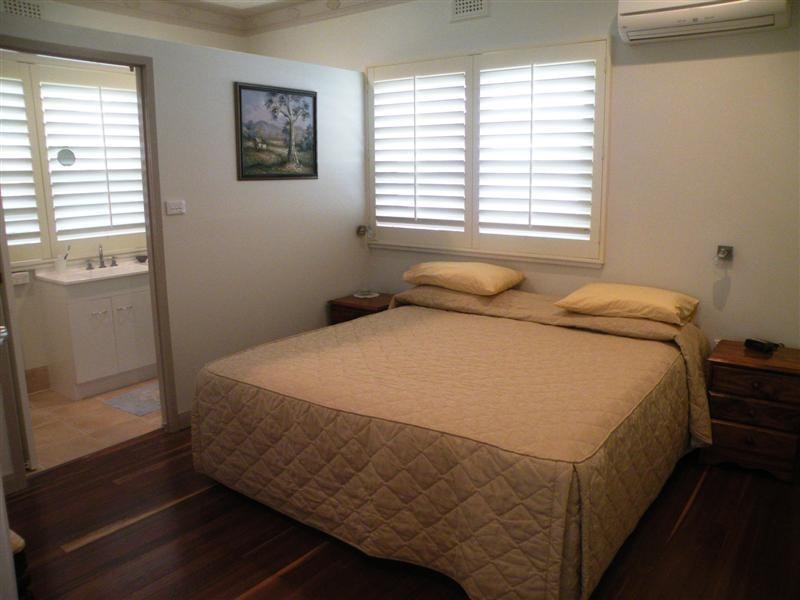 2 Dagmar Street, The Range QLD 4700