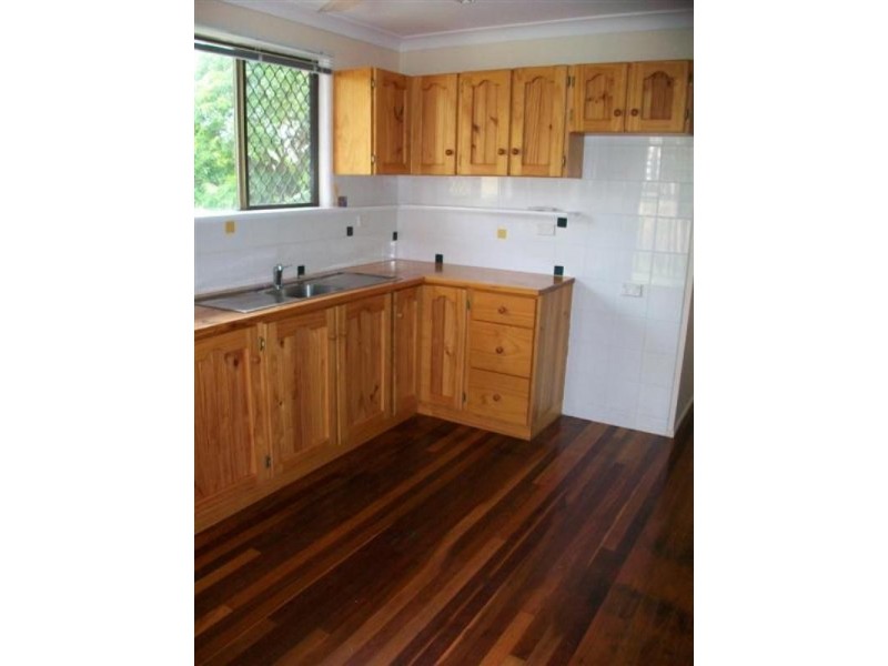 16 WENTWORTH Terrace, The Range QLD 4700