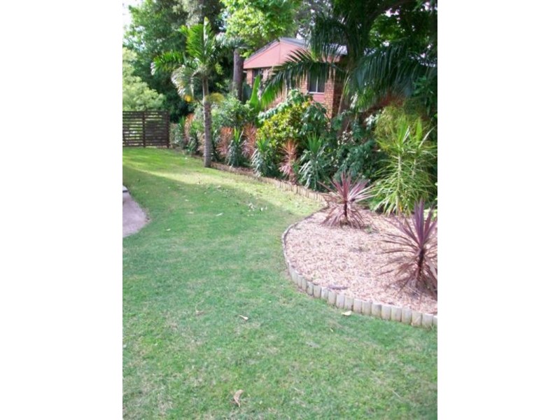 16 WENTWORTH Terrace, The Range QLD 4700