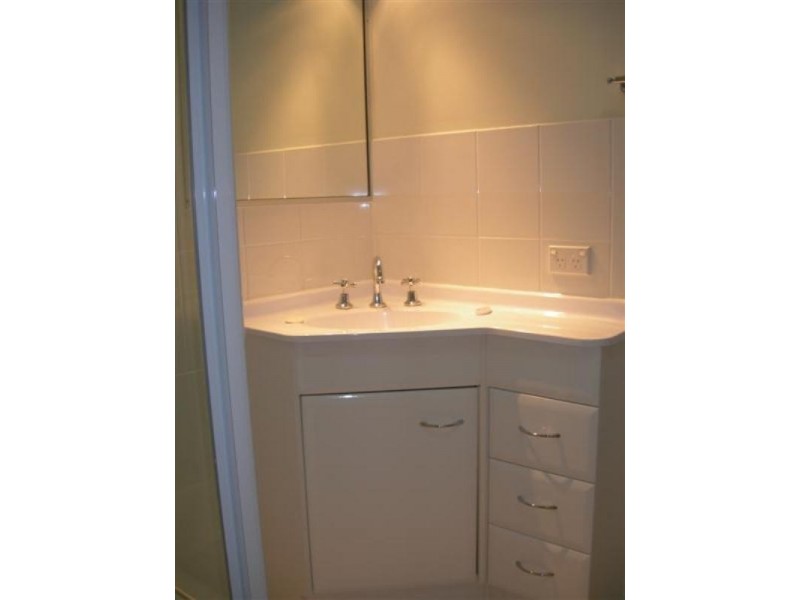 5 KELLOW Street, The Range QLD 4700