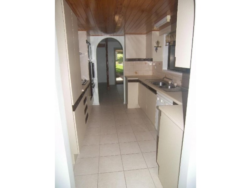 296 Thirkettle Avenue, Frenchville QLD 4701