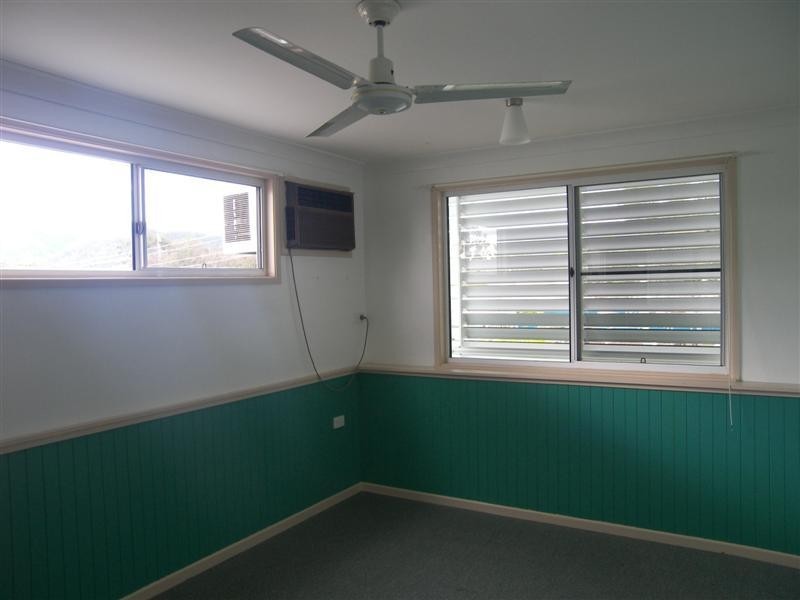 3 TUCKER Street, Berserker QLD 4701