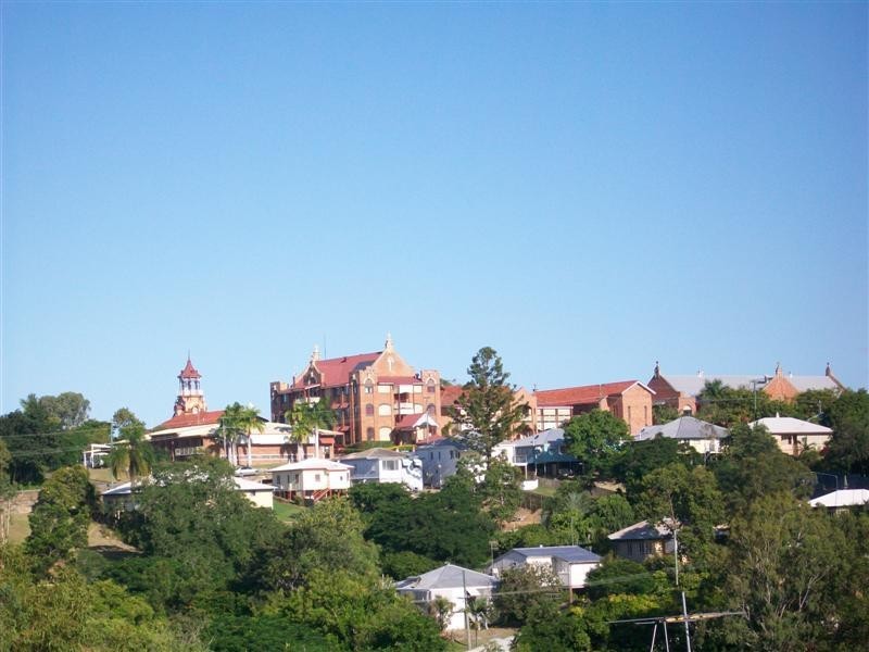 3 BOWEN Terrace, The Range QLD 4700