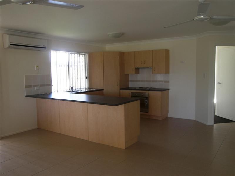 5 ROSELLA Drive, Gracemere QLD 4702