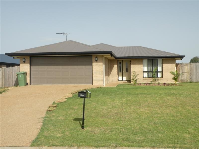 35 Origano Avenue, Gracemere QLD 4702