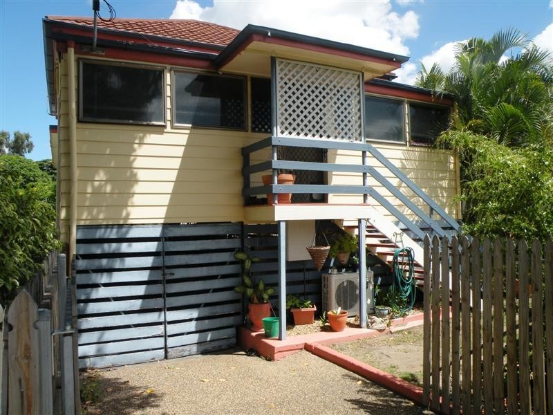 88 West Street, The Range QLD 4700