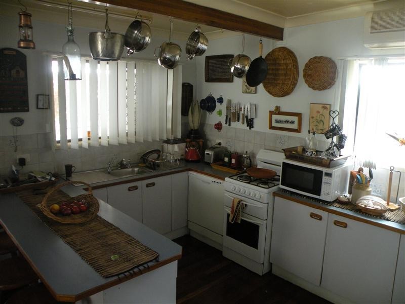 88 West Street, The Range QLD 4700