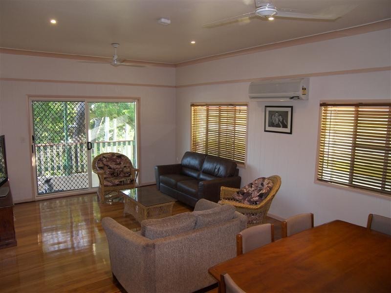 3 Bowen Terrace, The Range QLD 4700