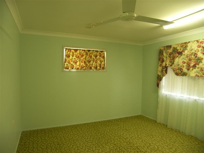 327 Warnock Street, Koongal QLD 4701