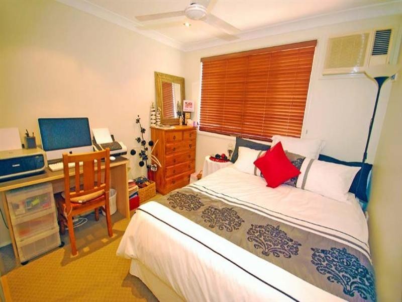 10 Machafer Street, Parkhurst QLD 4702