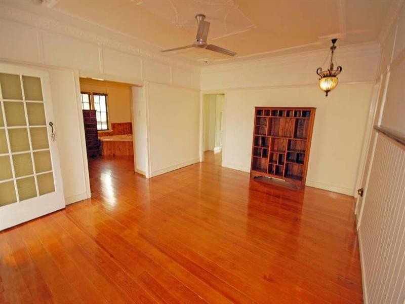 42 Jones Street, Wandal QLD 4700