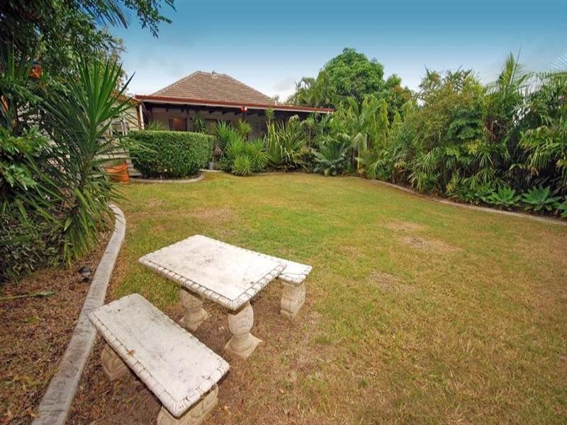 42 Jones Street, Wandal QLD 4700