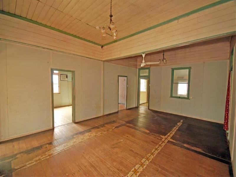 196 Lucas Street, Gracemere QLD 4702