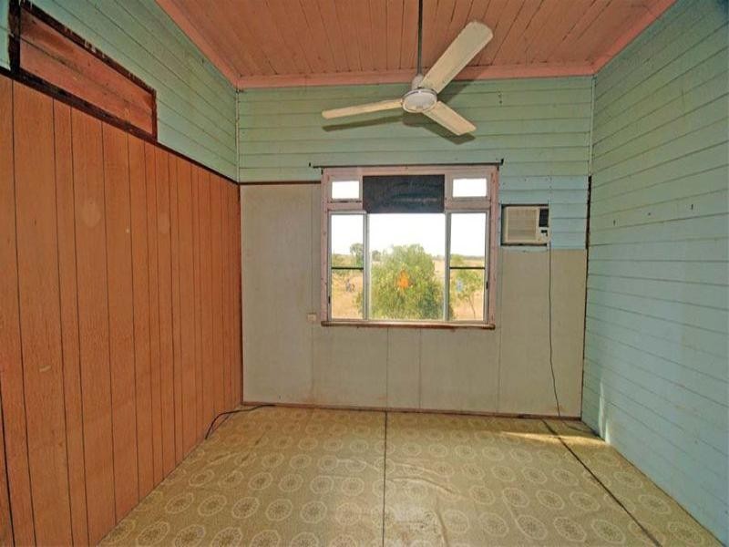 196 Lucas Street, Gracemere QLD 4702