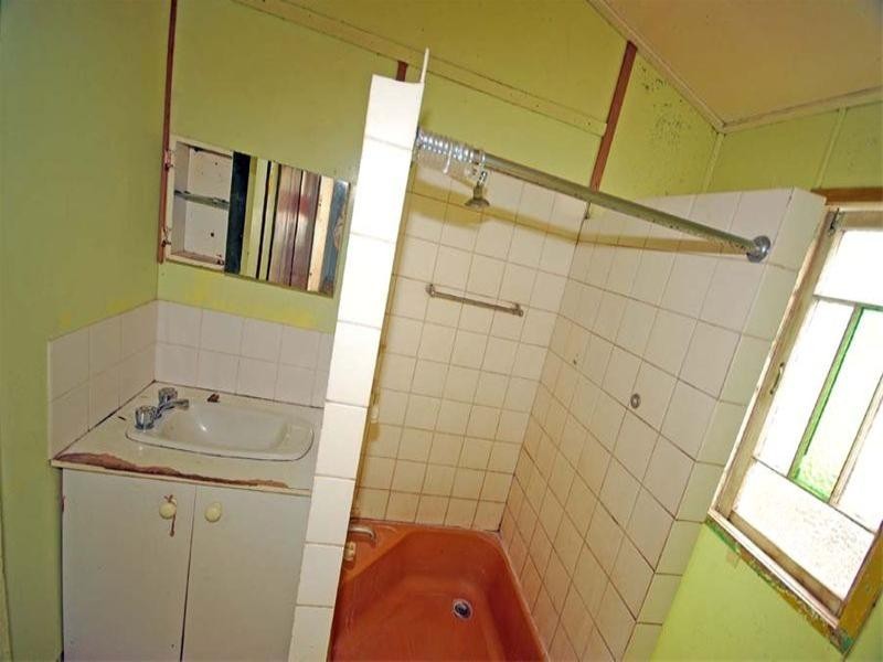 196 Lucas Street, Gracemere QLD 4702