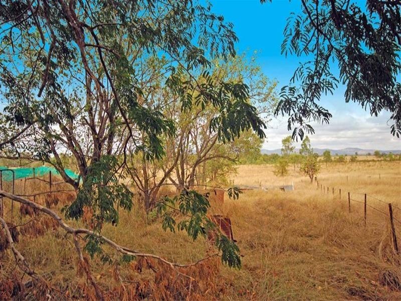 196 Lucas Street, Gracemere QLD 4702