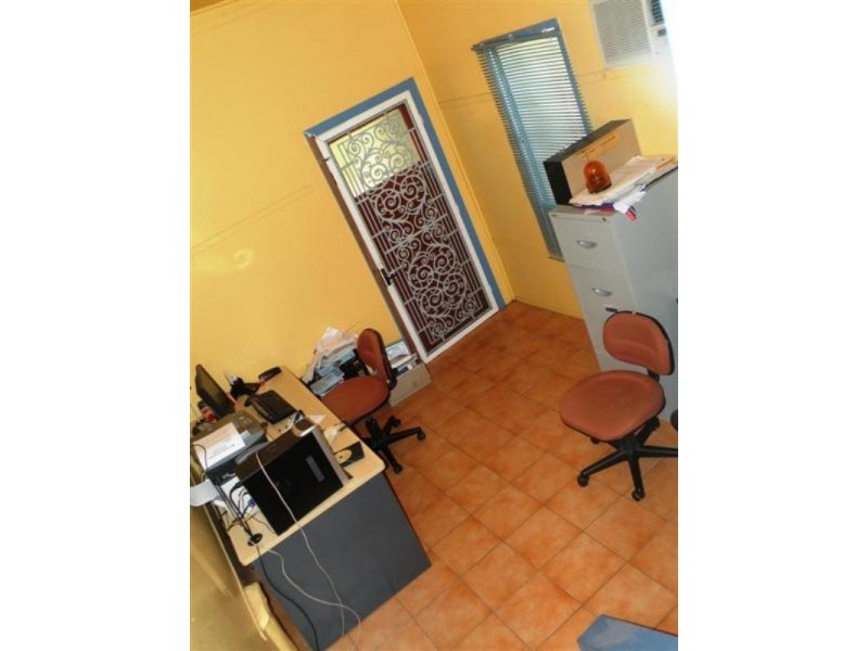 386 Waterloo Street, Frenchville QLD 4701