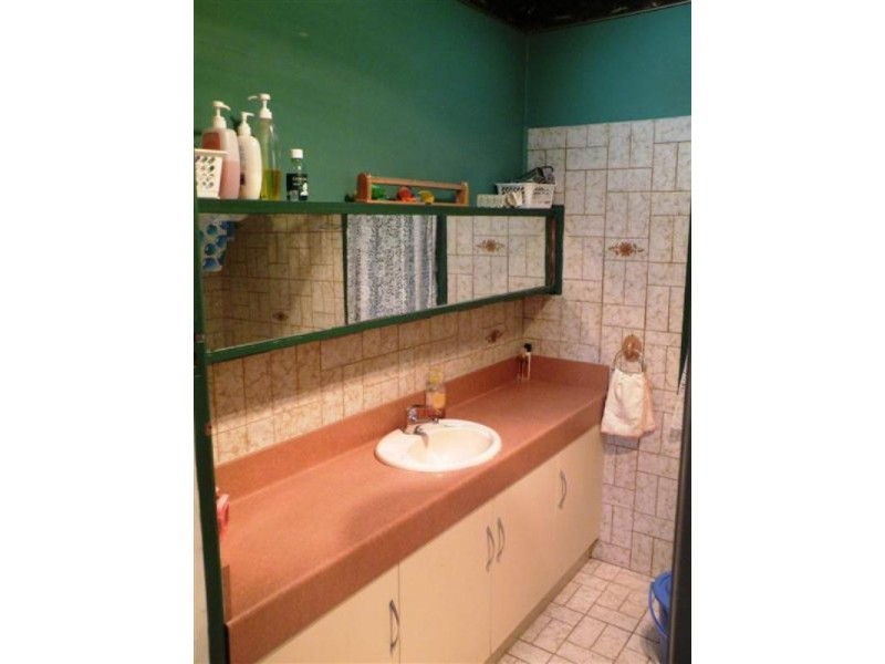 386 Waterloo Street, Frenchville QLD 4701