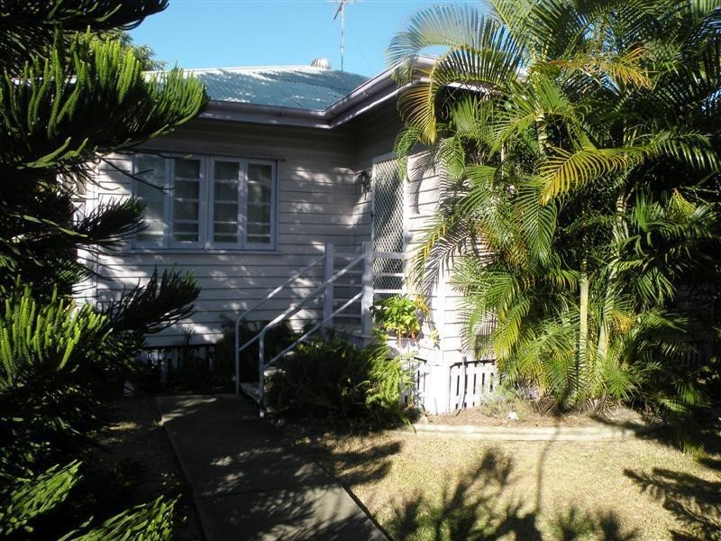 10 Cowap Street, Park Avenue QLD 4701