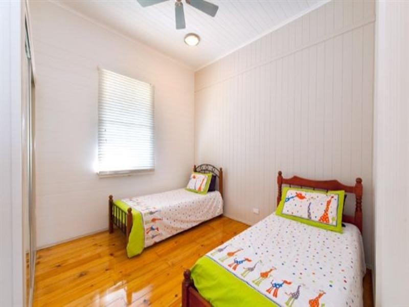 4 Woolcock Street, Wandal QLD 4700