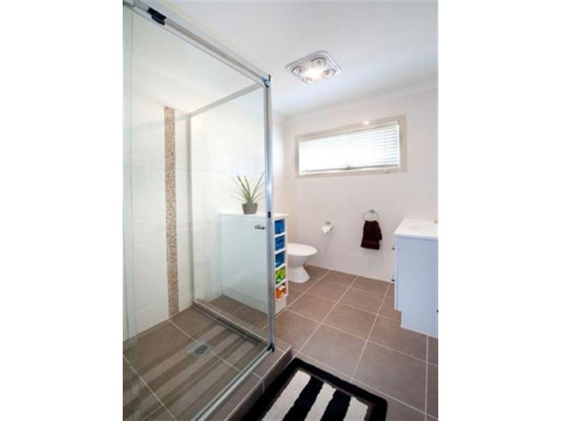 4 Woolcock Street, Wandal QLD 4700