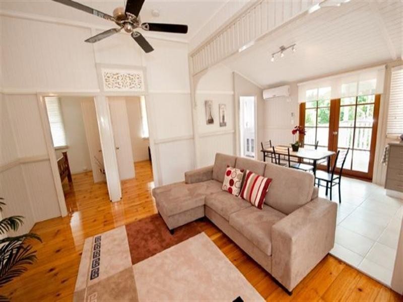 4 Woolcock Street, Wandal QLD 4700