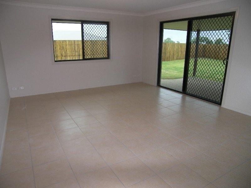 12 Sturt Court, Gracemere QLD 4702