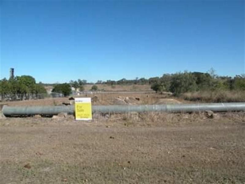 883 Yaamba Road, Parkhurst QLD 4702