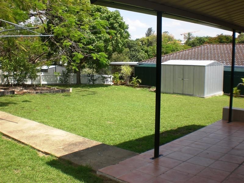 9 VYNER Street, Wandal QLD 4700