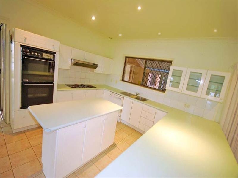 16 McCamley Street, The Range QLD 4700