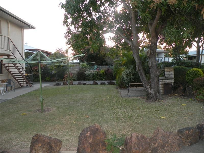 4/115 Robinson Street, Frenchville QLD 4701