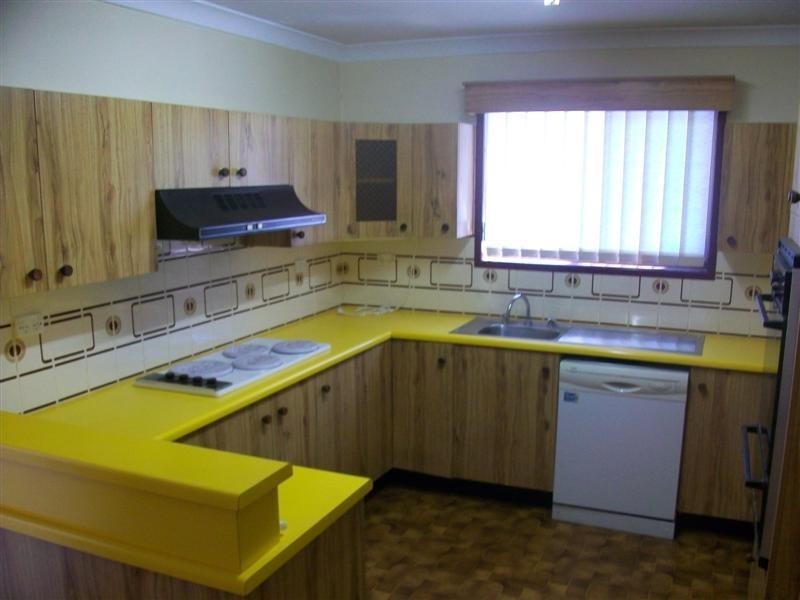 268 Carlton Street, Kawana QLD 4701