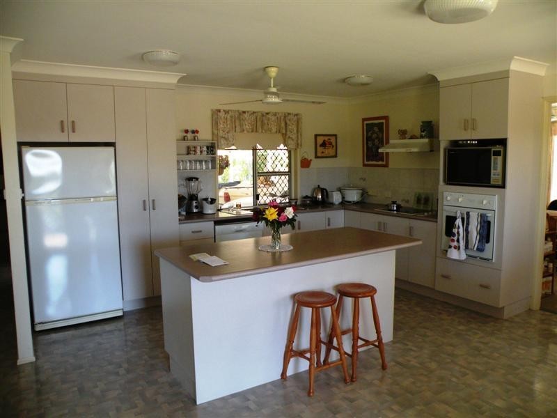 166 Emmerson Drive, Glenlee QLD 4711