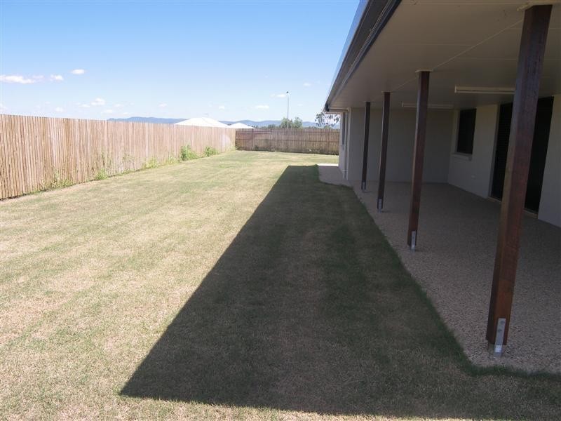 12 Sturt Court, Gracemere QLD 4702